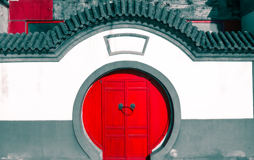 Photo Image: Door Hardware